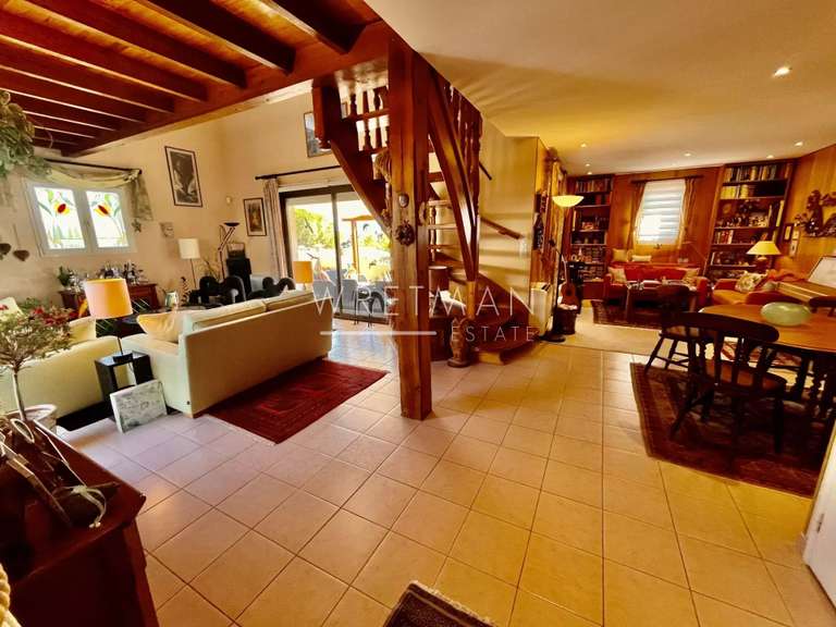 House Villeneuve-Loubet - 2 bedrooms - 121m²