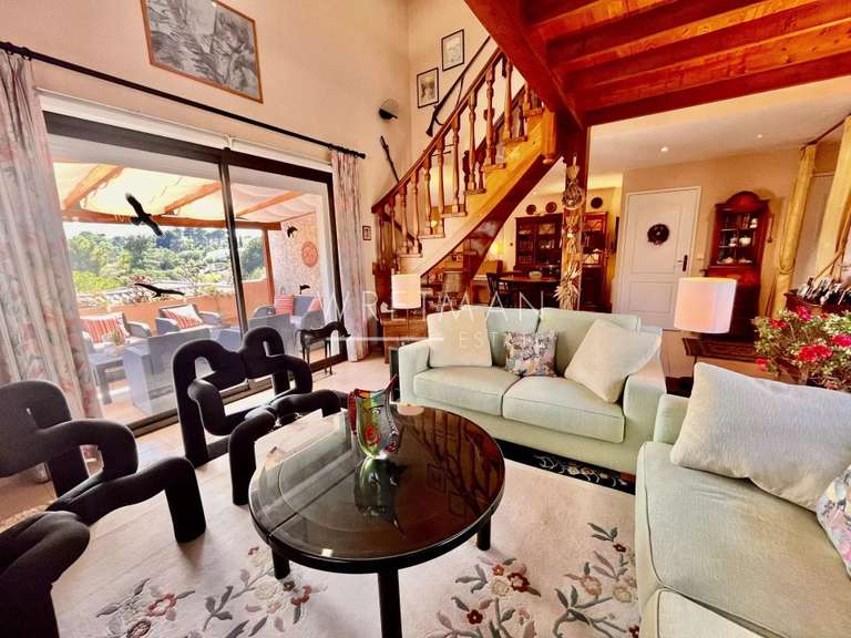 House Villeneuve-Loubet - 2 bedrooms - 121m²