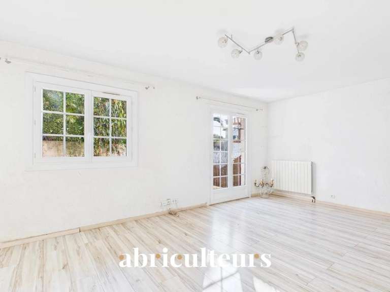 Maison Villeneuve-Loubet - 3 chambres - 89m²