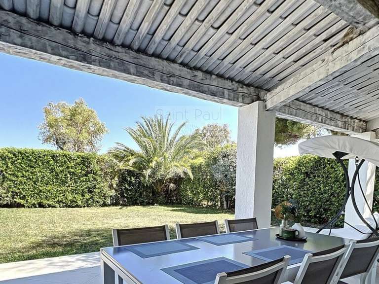 Maison Villeneuve-Loubet - 3 chambres - 170m²