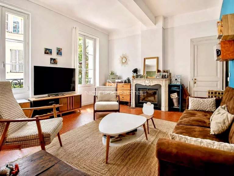 Maison Villeneuve-Loubet - 5 chambres - 190m²