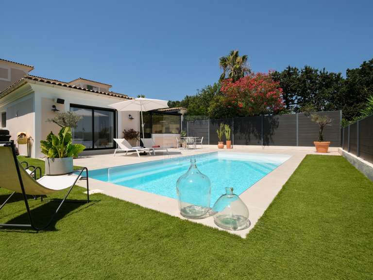House with Sea view Villeneuve-Loubet - 2 bedrooms - 65m²