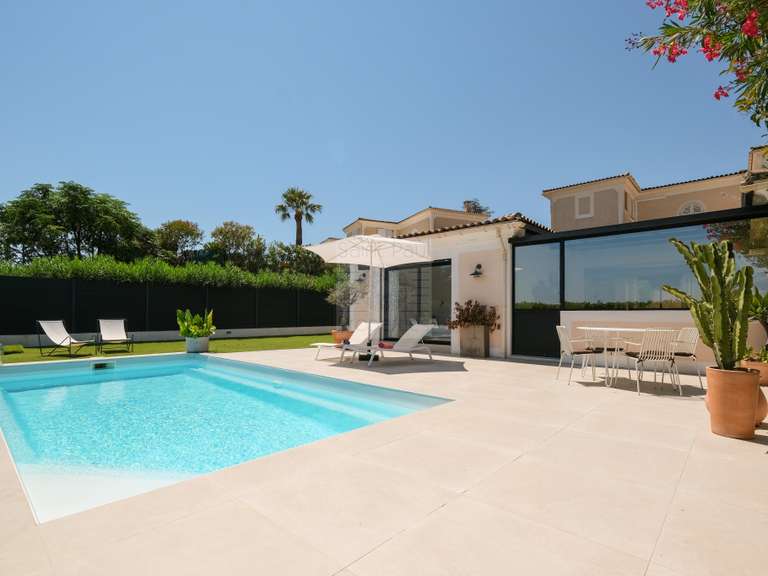 House with Sea view Villeneuve-Loubet - 2 bedrooms - 65m²