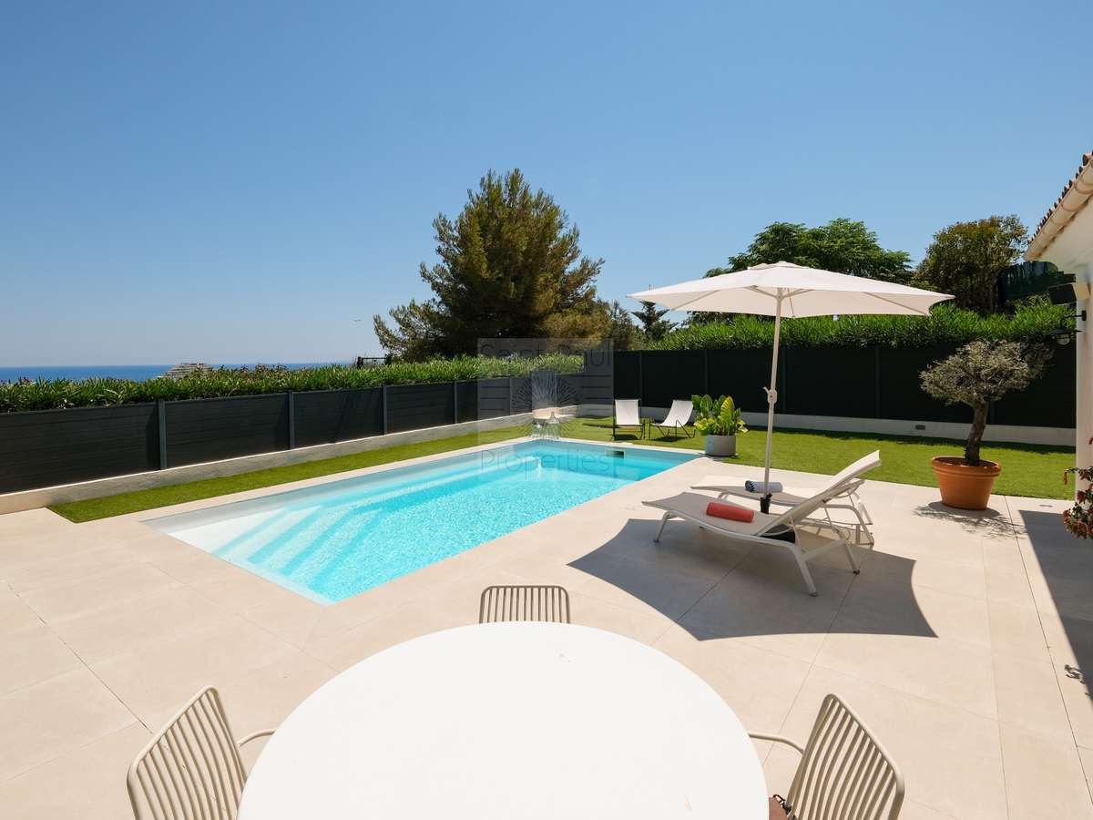 House Villeneuve-Loubet