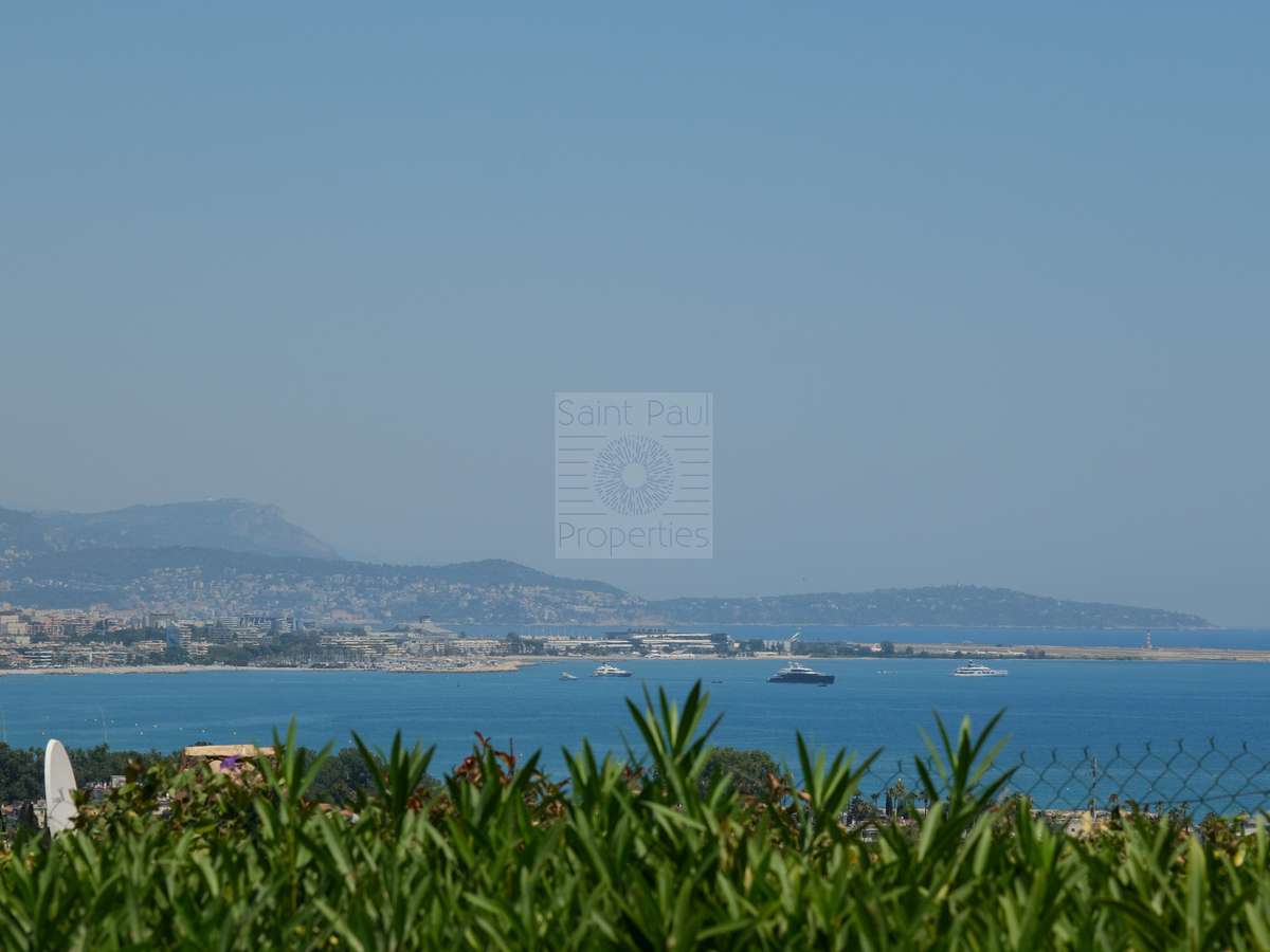 House Villeneuve-Loubet