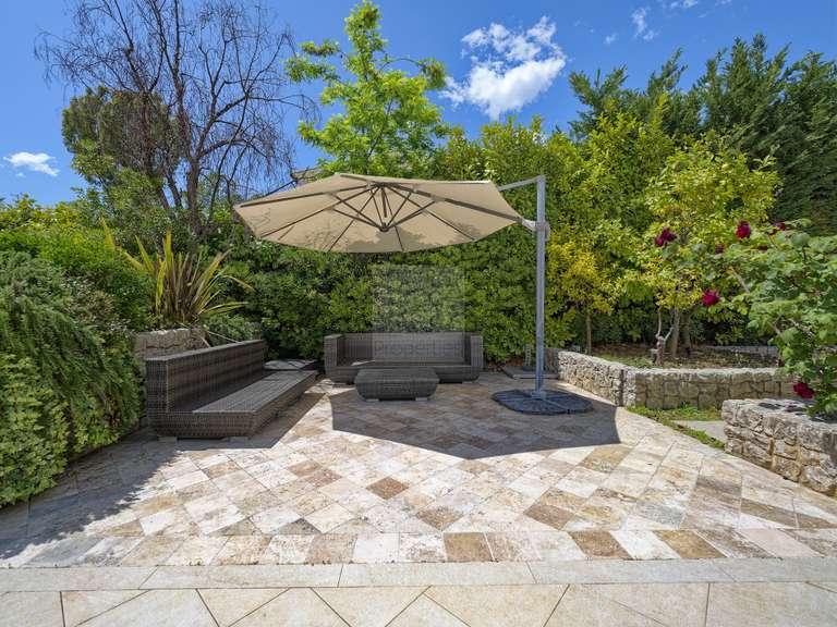 Villa Villeneuve-Loubet - 4 chambres - 303m²