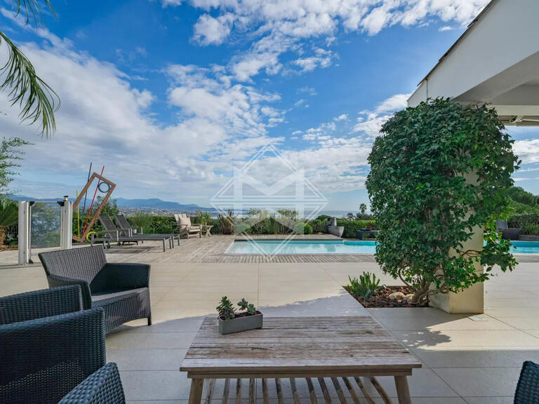 Villa Villeneuve-Loubet - 3 bedrooms - 265m²