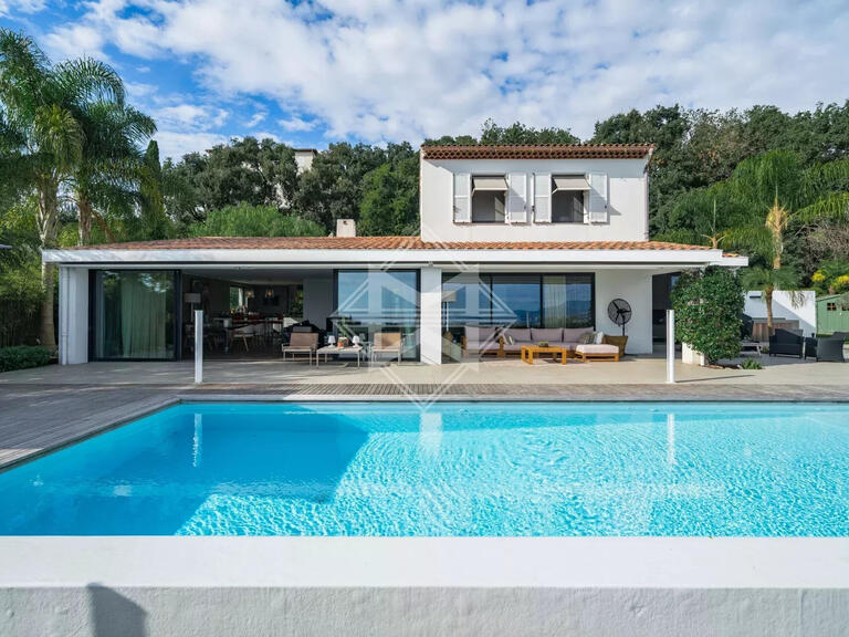 Villa Villeneuve-Loubet - 3 bedrooms - 265m²