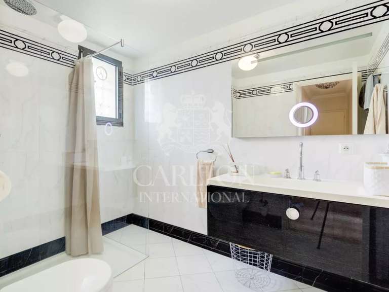 Villa avec Vue sur mer Villeneuve-Loubet - 4 chambres - 266m²