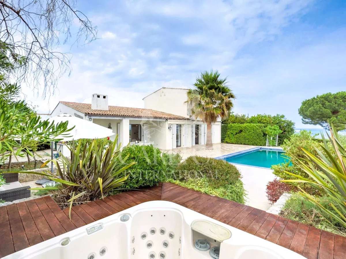 Villa Villeneuve-Loubet