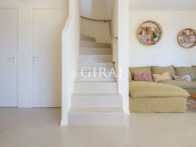 Villa Villeneuve-Loubet - 3 chambres - 90m²