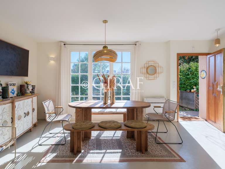 Villa Villeneuve-Loubet - 3 chambres - 90m²