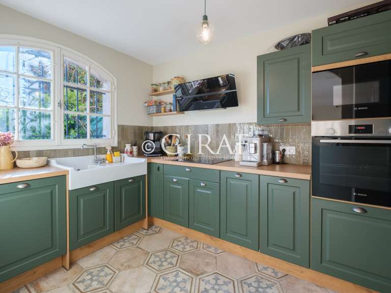 Villa Villeneuve-Loubet - 3 chambres - 90m²