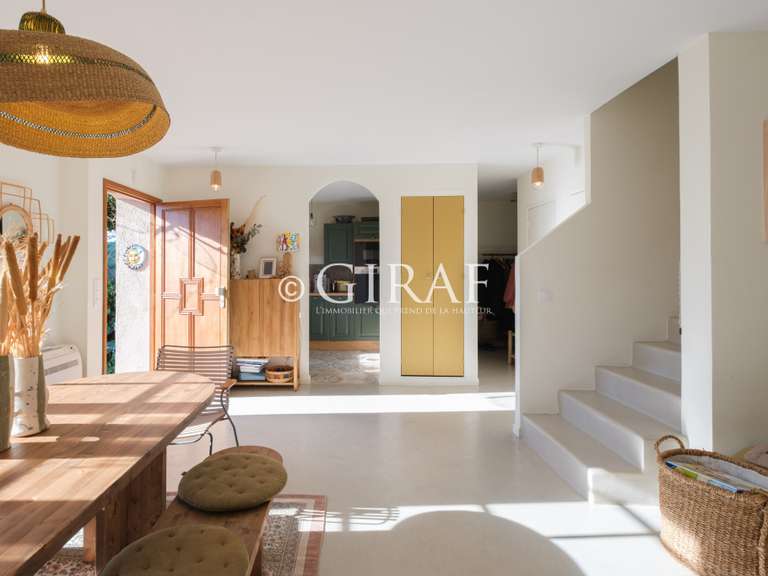 Villa Villeneuve-Loubet - 3 chambres - 90m²