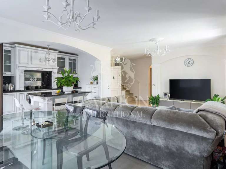 Villa avec Vue sur mer Villeneuve-Loubet - 4 chambres - 161m²