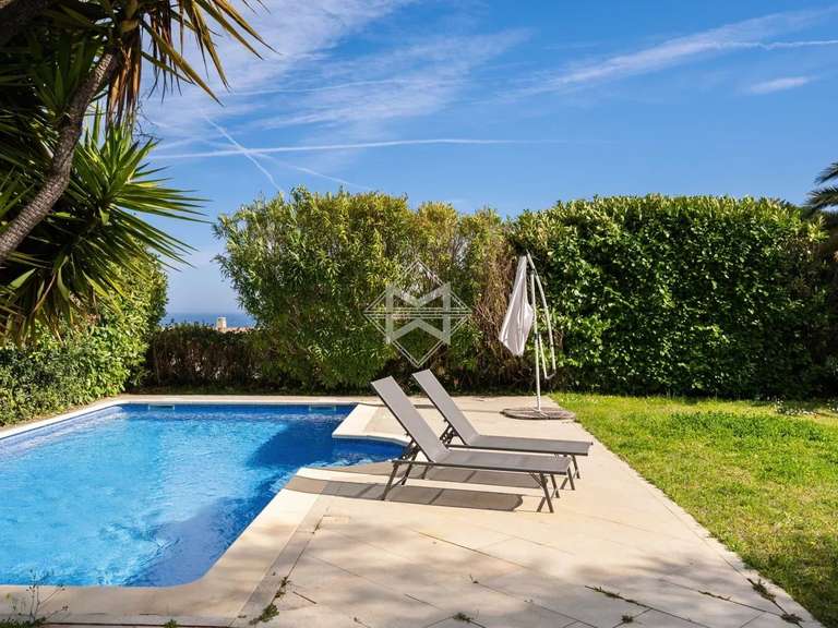 Villa Villeneuve-Loubet - 4 chambres - 170m²