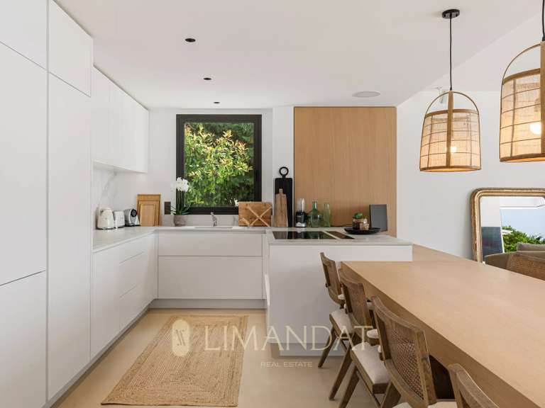 Villa avec Vue sur mer Villeneuve-Loubet - 4 chambres - 200m²