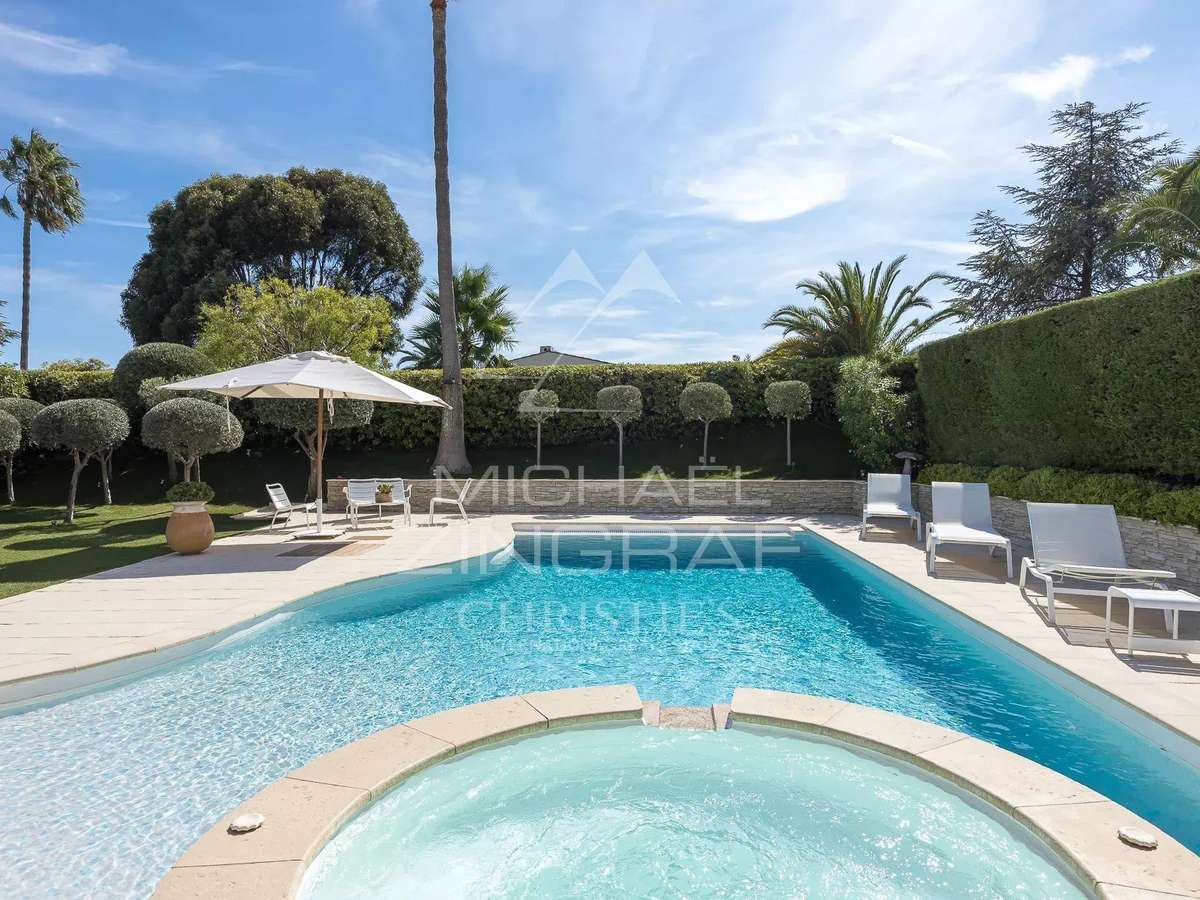 Villa Villeneuve-Loubet