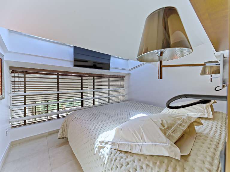 Villa Villeneuve-Loubet - 3 chambres - 150m²