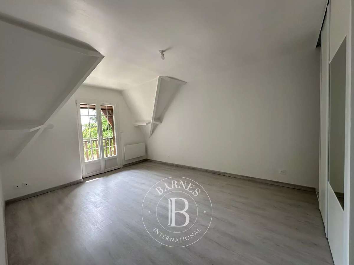 Maison Villeneuve-sur-Conie