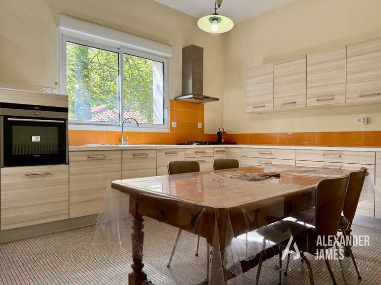 Château Villeneuve-sur-Lot - 6 chambres - 346m²