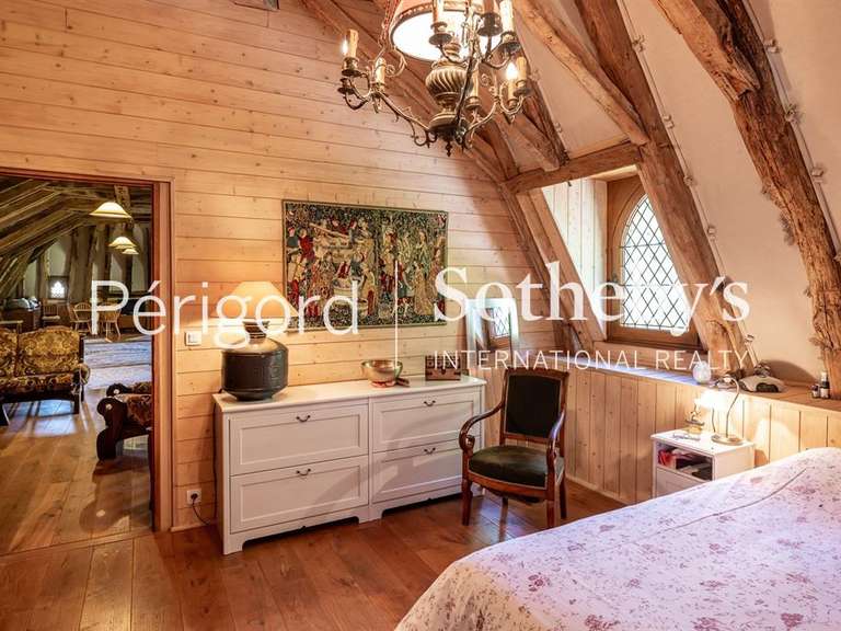Maison Villeneuve-sur-Lot - 8 chambres - 875m²