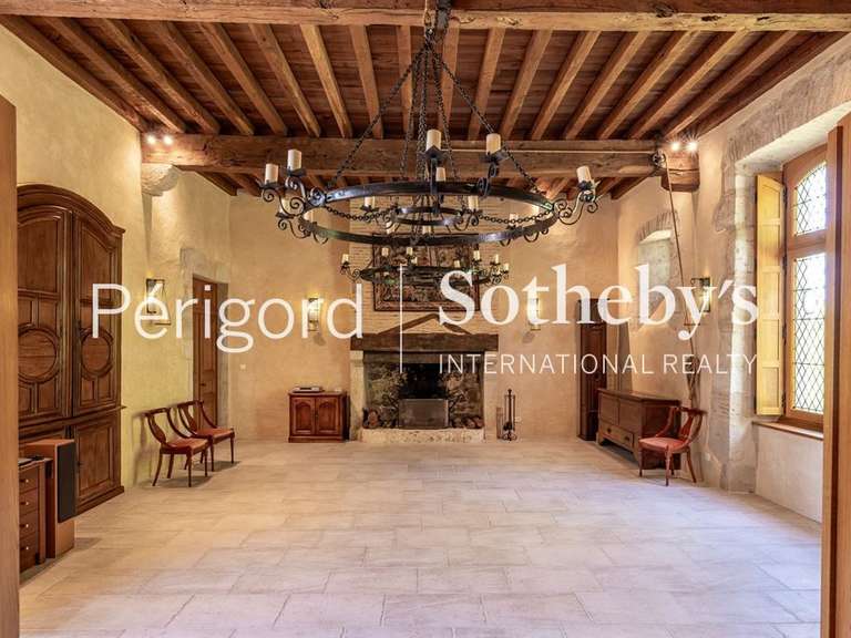 Maison Villeneuve-sur-Lot - 8 chambres - 875m²