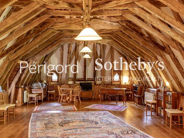 Maison Villeneuve-sur-Lot - 8 chambres - 875m²