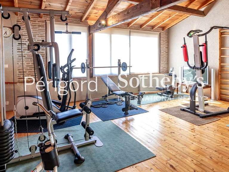 Maison Villeneuve-sur-Lot - 8 chambres - 875m²