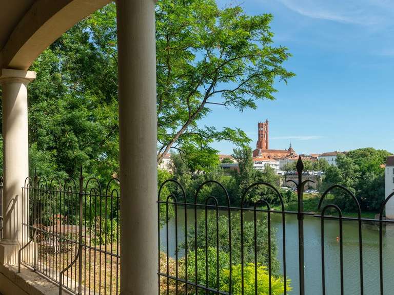 Maison Villeneuve-sur-Lot - 3 chambres - 270m²