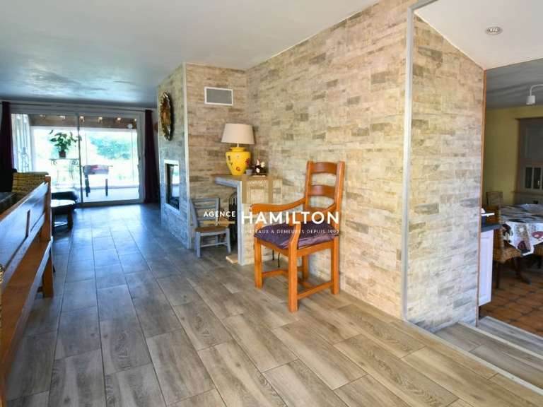 Propriété Villeneuve-sur-Vère - 5 chambres - 207m²