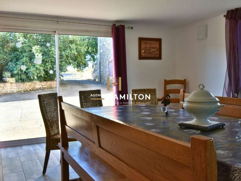 Propriété Villeneuve-sur-Vère - 5 chambres - 207m²