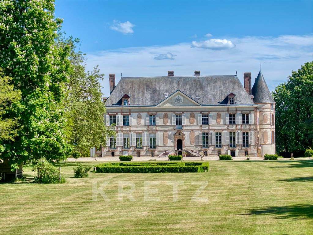 Château Villeneuve-sur-Yonne