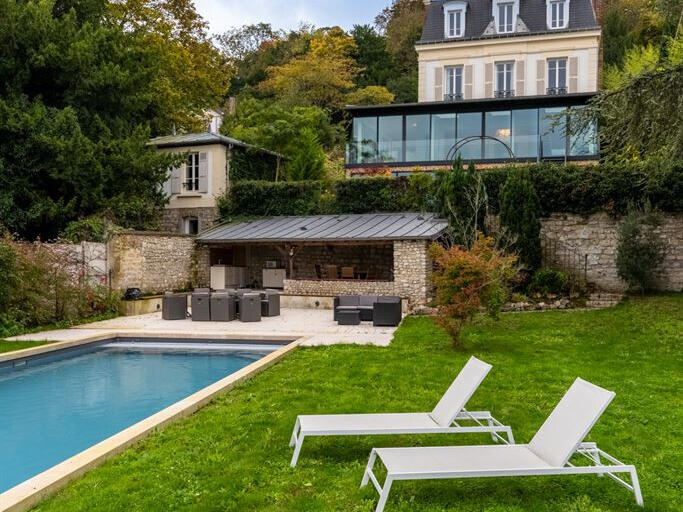 Maison Villennes-sur-Seine - 7 chambres - 468m²