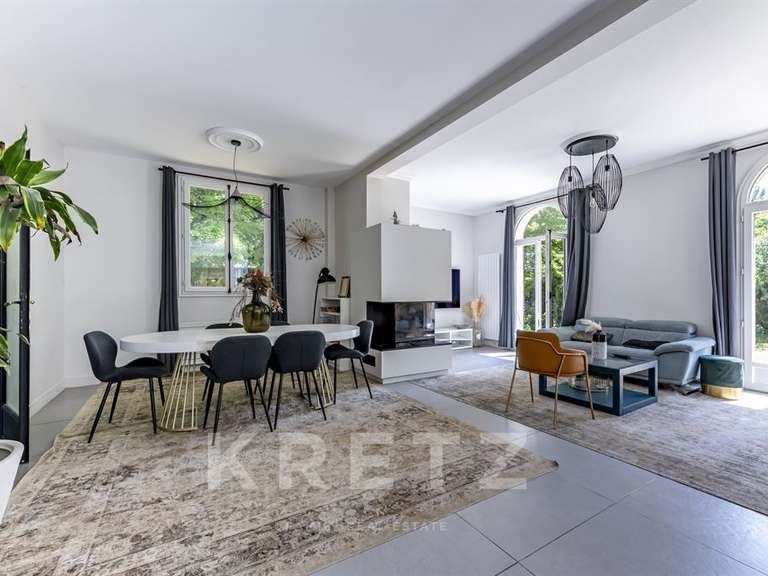Maison Villennes-sur-Seine - 5 chambres - 177m²