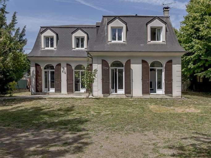 Maison Villennes-sur-Seine - 5 chambres - 177m²