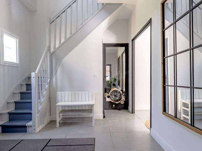 Maison Villennes-sur-Seine - 5 chambres - 177m²