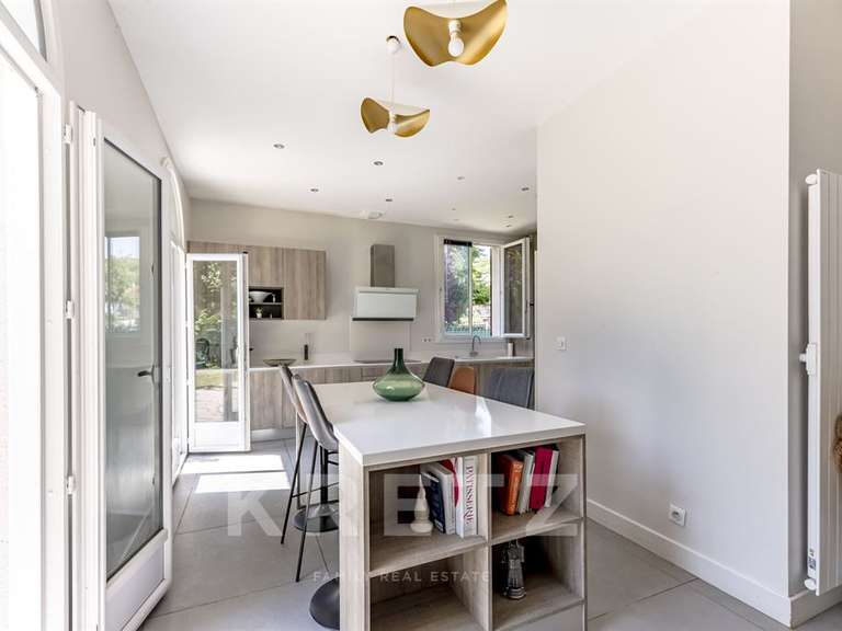 Maison Villennes-sur-Seine - 5 chambres - 177m²