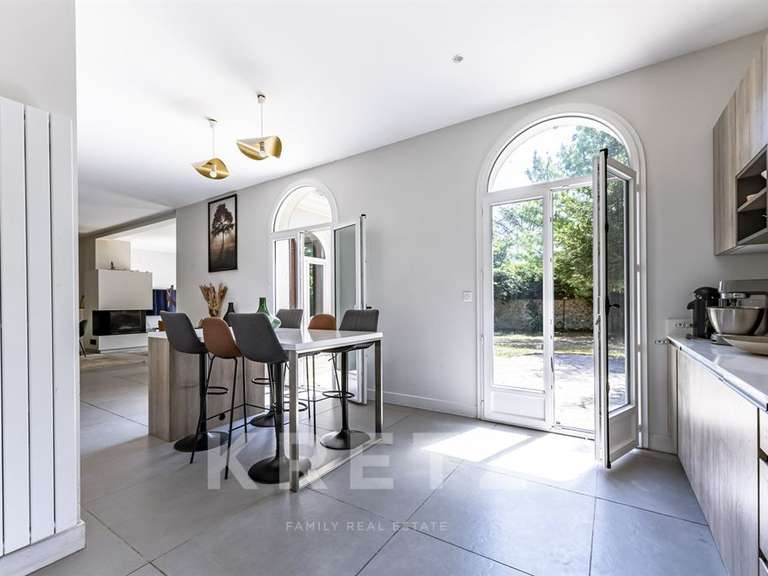 Maison Villennes-sur-Seine - 5 chambres - 177m²