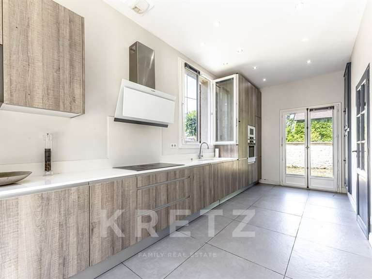 Maison Villennes-sur-Seine - 5 chambres - 177m²