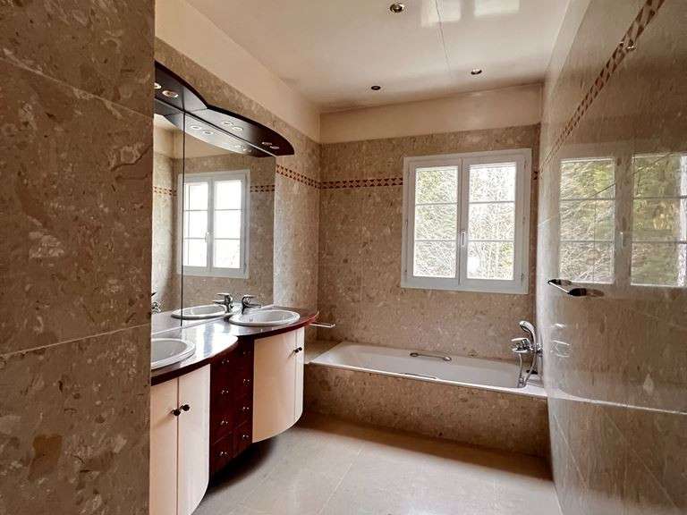 Maison Villennes-sur-Seine - 5 chambres - 496m²