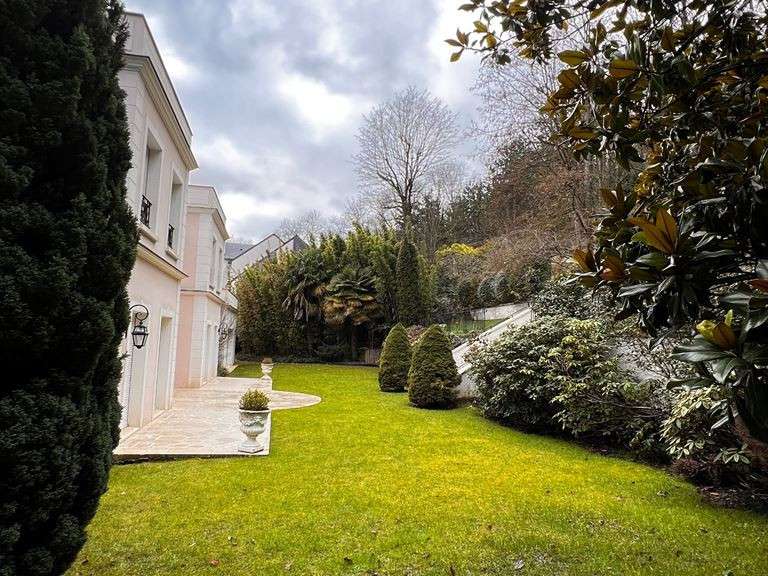 Maison Villennes-sur-Seine - 5 chambres - 496m²