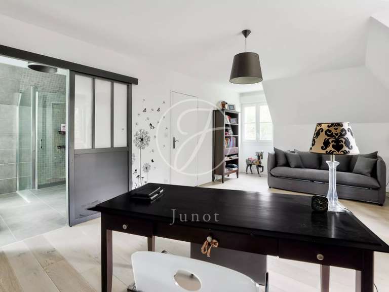 Maison Villennes-sur-Seine - 2 chambres - 148m²