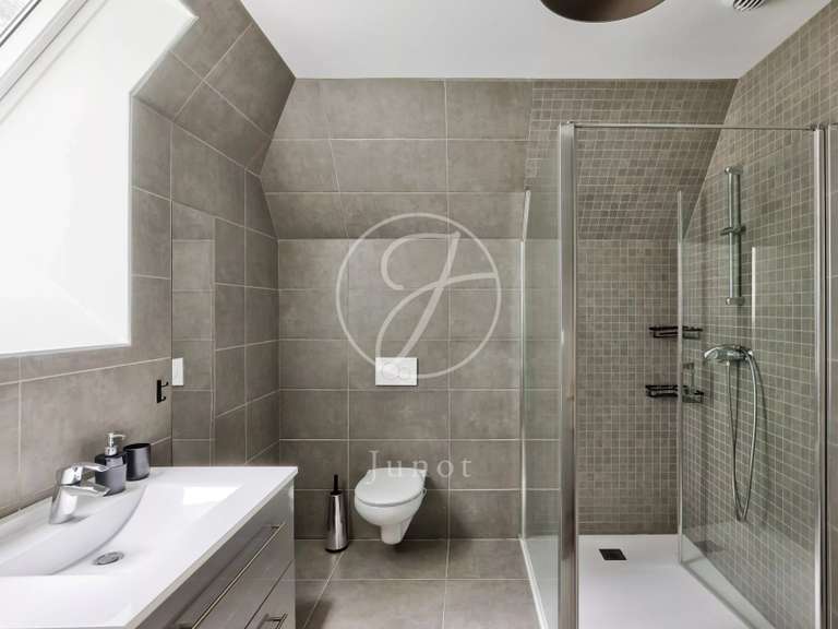 Maison Villennes-sur-Seine - 2 chambres - 148m²