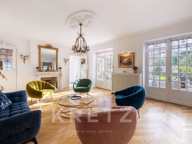 House Villennes-sur-Seine - 5 bedrooms - 236m²