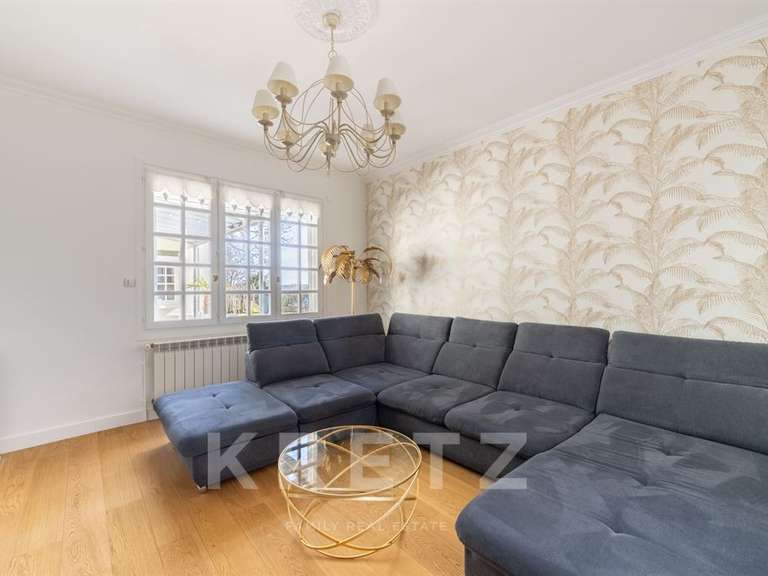 House Villennes-sur-Seine - 5 bedrooms - 236m²