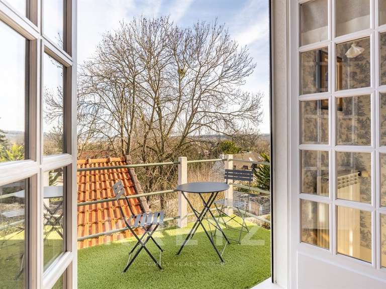 House Villennes-sur-Seine - 5 bedrooms - 236m²