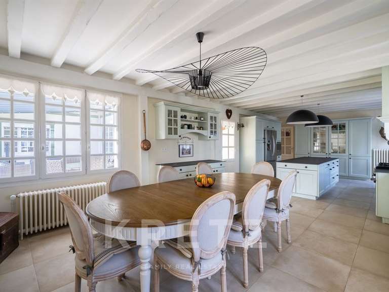 House Villennes-sur-Seine - 5 bedrooms - 236m²