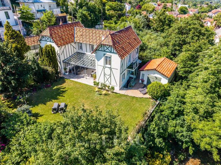 Maison Villennes-sur-Seine - 256m²