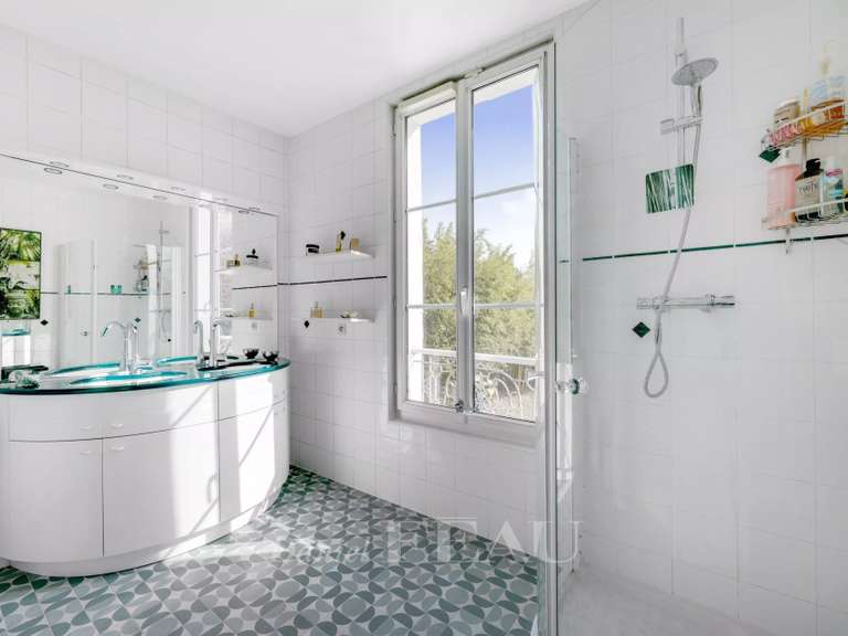 Maison Villennes-sur-Seine - 3 chambres - 216m²